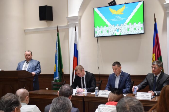 Андрей Короленко получил единогласную поддержку городских депутатов